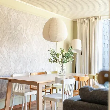 Villa Lovely Detached House Het Koetshuis Voeren